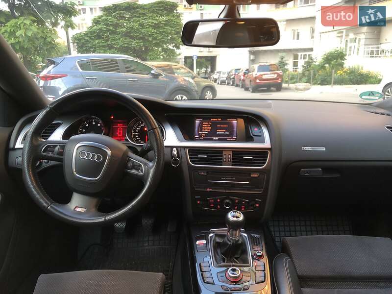 Купе Audi A5 2011 в Києві фото 16 Купе Audi A5 2011 в Києві