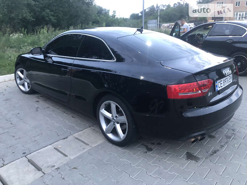Купе Audi A5 2009 в Черновцах