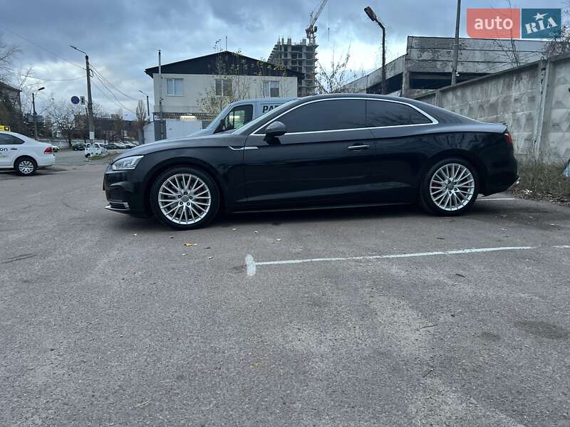 Купе Audi A5 2017 в Киеве