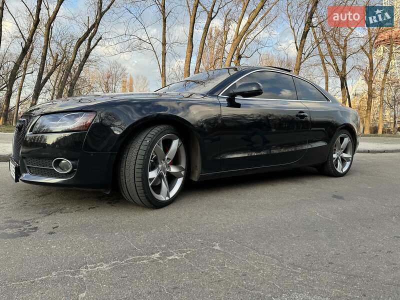 Купе Audi A5 2011 в Киеве