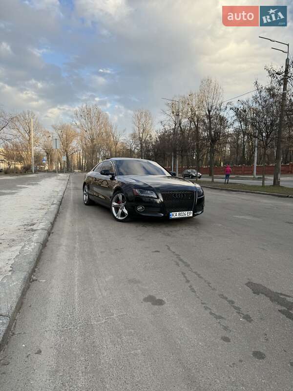 Купе Audi A5 2011 в Киеве