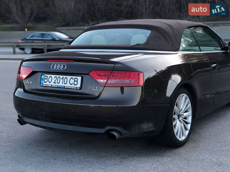 Кабриолет Audi A5 2011 в Киеве