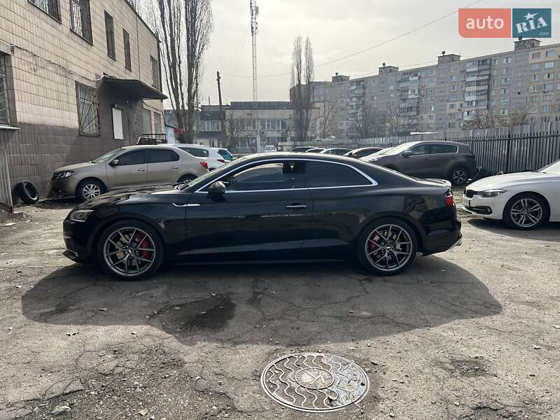 Купе Audi A5 2017 в Киеве