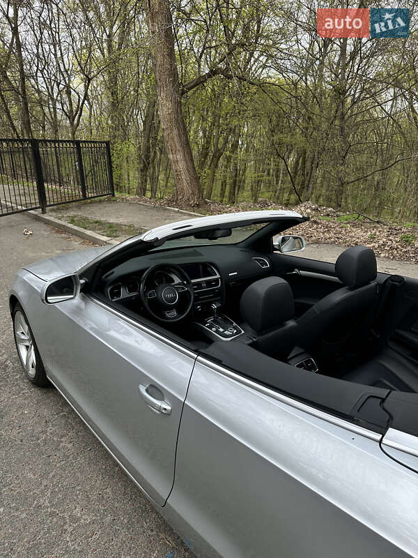 Кабриолет Audi A5 2013 в Киеве