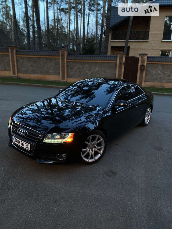 Купе Audi A5 2011 в Чернигове