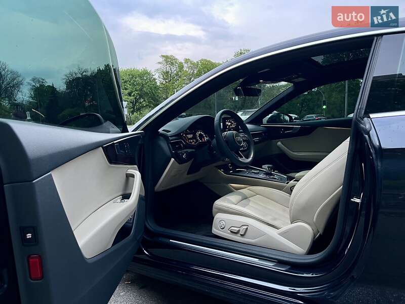 Купе Audi A5 2017 в Киеве