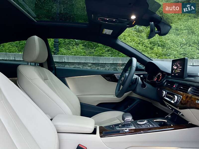 Купе Audi A5 2017 в Киеве