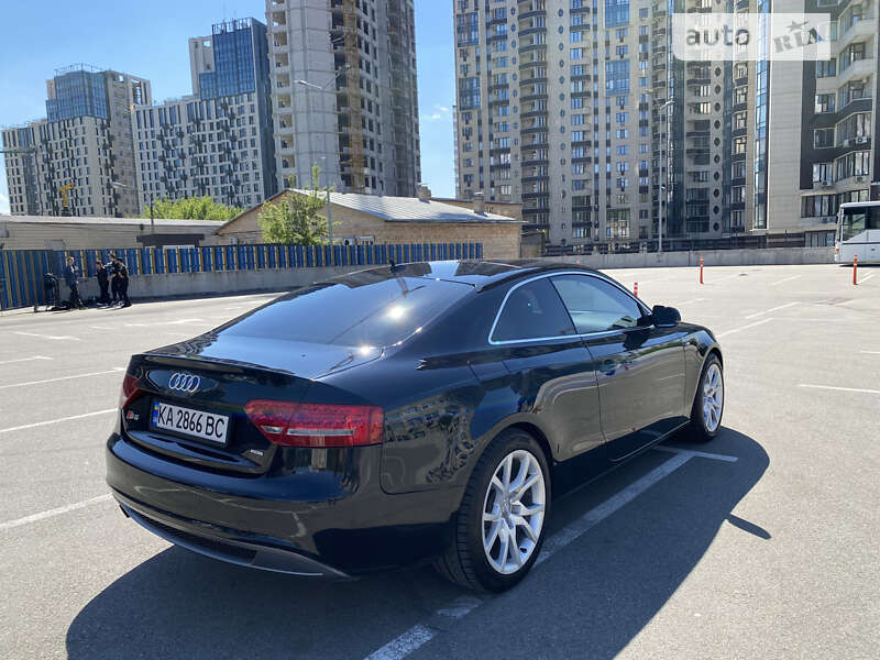 Купе Audi A5 2011 в Києві