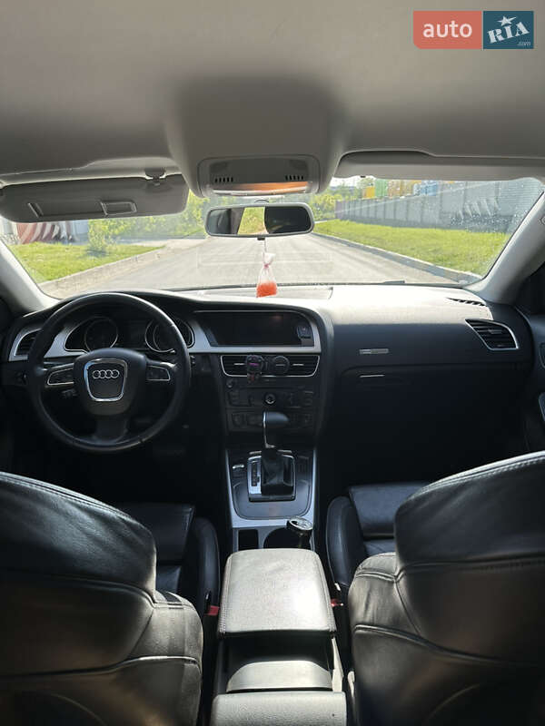 Купе Audi A5 2010 в Умані