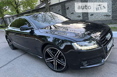 Купе Audi A5 2010 в Днепре