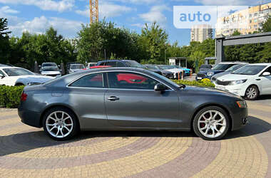 Купе Audi A5 2011 в Львові