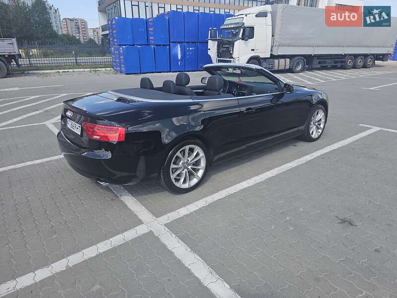 Кабриолет Audi A5 2013 в 