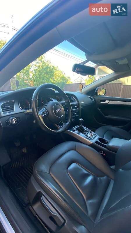 Купе Audi A5 2013 в Чернівцях