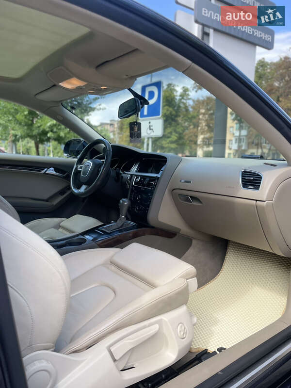Купе Audi A5 2009 в Одессе