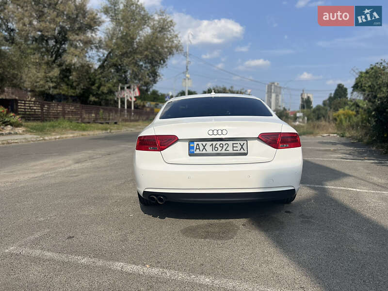 Купе Audi A5 2014 в Киеве