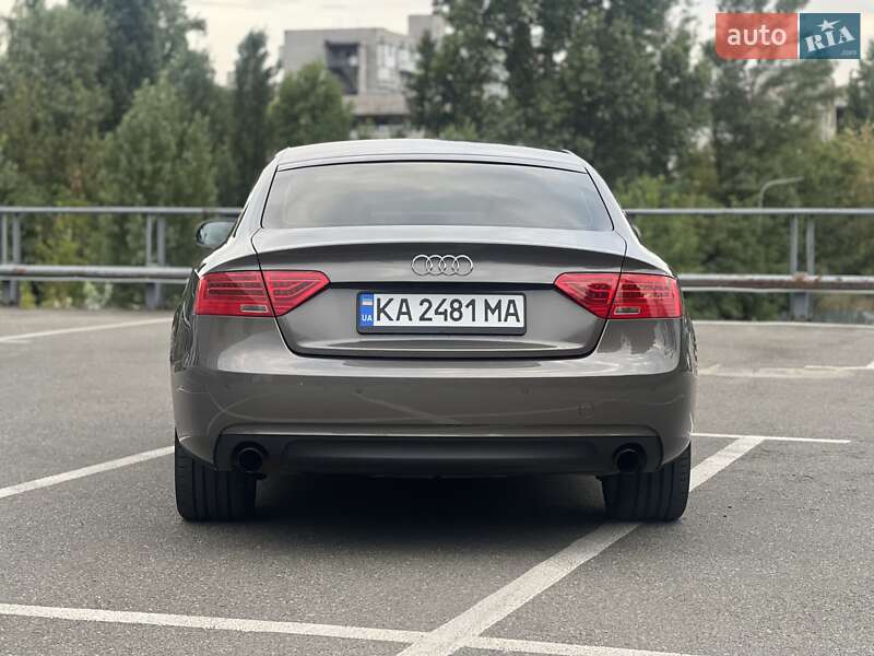 Купе Audi A5 2012 в Києві