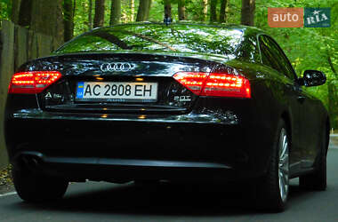 Купе Audi A5 2010 в Луцке