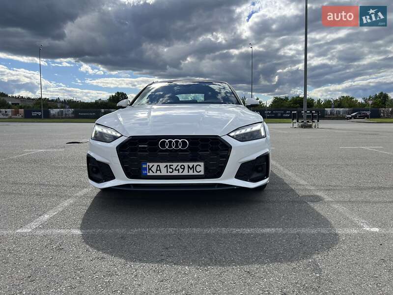Лифтбек Audi A5 2022 в Киеве