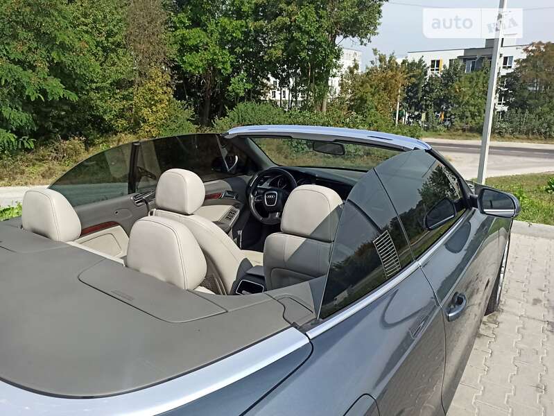 Кабріолет Audi A5 2011 в Львові