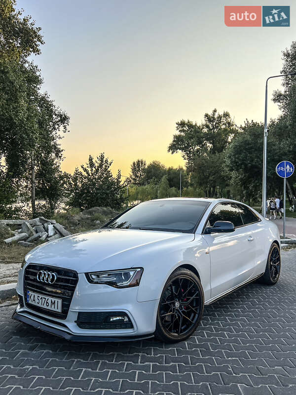 Купе Audi A5 2015 в 