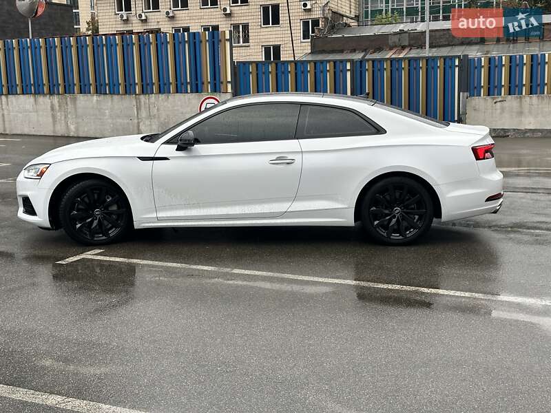 Купе Audi A5 2018 в Киеве