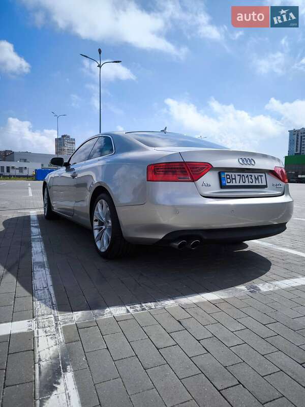 Купе Audi A5 2013 в Одессе
