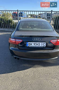 Купе Audi A5 2009 в Вараші