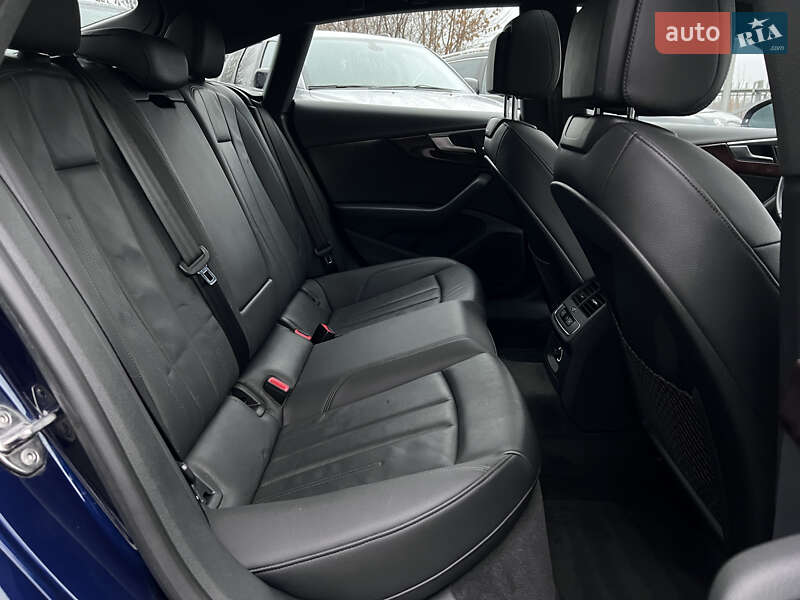 Купе Audi A5 2019 в Нововолынске