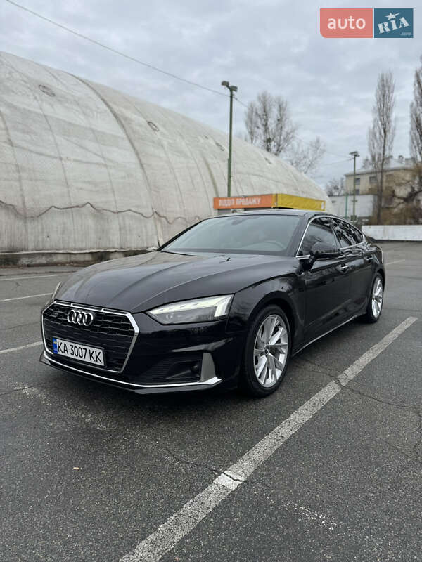 Лифтбек Audi A5 2020 в Киеве