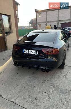 Купе Audi A5 2010 в Солотвині