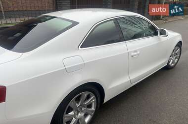 Купе Audi A5 2010 в 