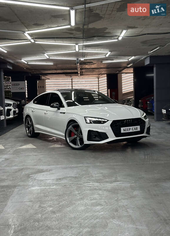 Лифтбек Audi A5 2022 в Одессе