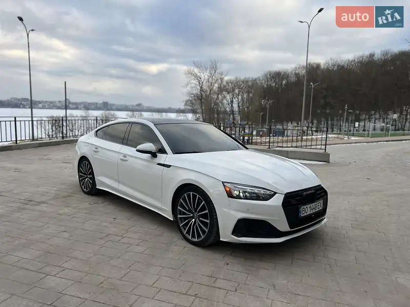 Ліфтбек Audi A5 2020 в 