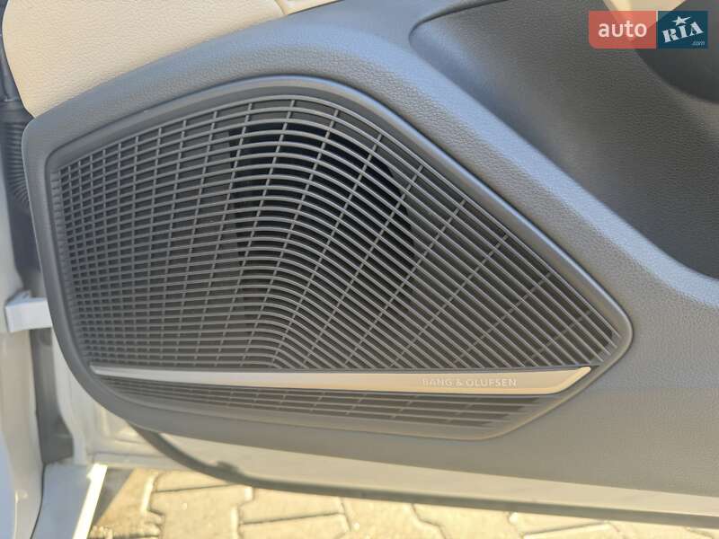 Купе Audi A5 2017 в Киеве