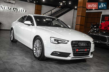 Купе Audi A5 2011 в 