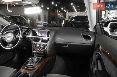Купе Audi A5 2011 в 
