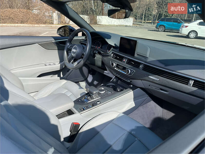 Кабриолет Audi A5 2018 в Днепре