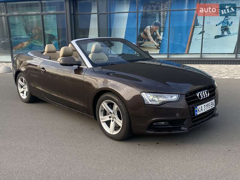 Кабриолет Audi A5 2012 в Киеве