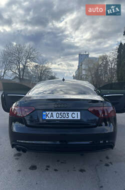 Купе Audi A5 2015 в 