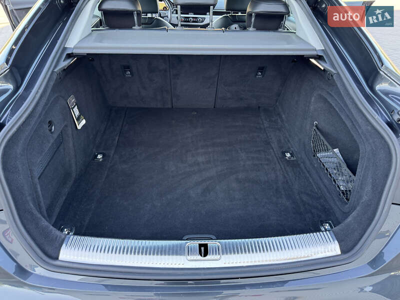 Купе Audi A5 2019 в Нововолынске
