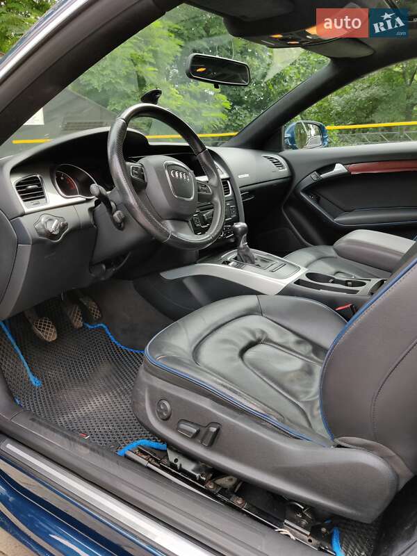 Купе Audi A5 2010 в Києві