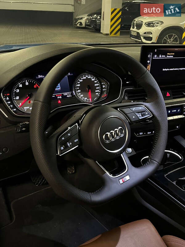 Купе Audi A5 2022 в Львове