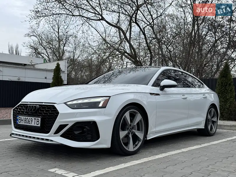 Ліфтбек Audi A5 2021 в 