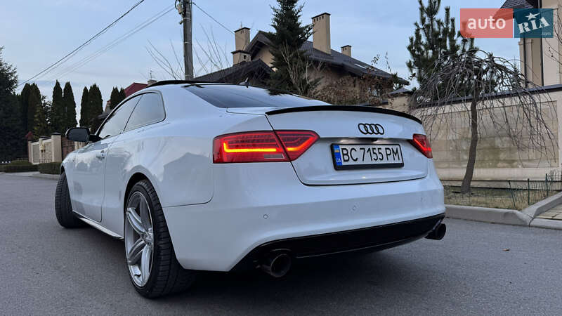 Купе Audi A5 2012 в Львові