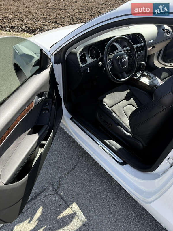 Купе Audi A5 2010 в Киеве фото 5 Купе Audi A5 2010 в Киеве