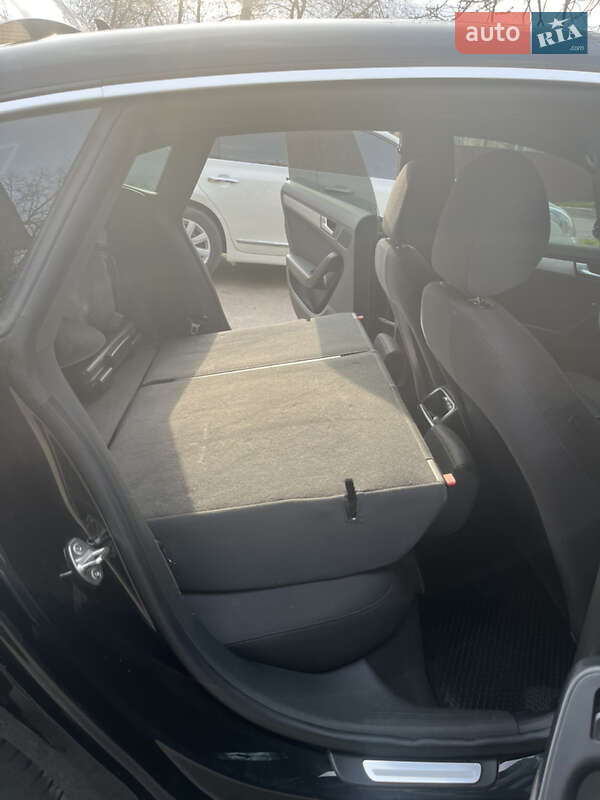 Купе Audi A5 2010 в Карловке