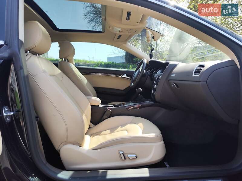 Купе Audi A5 2014 в Києві