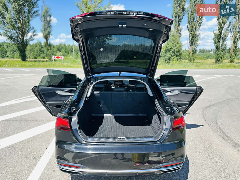 Лифтбек Audi A5 2020 в Киеве