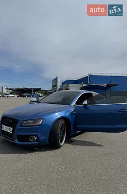 Купе Audi A5 2010 в 