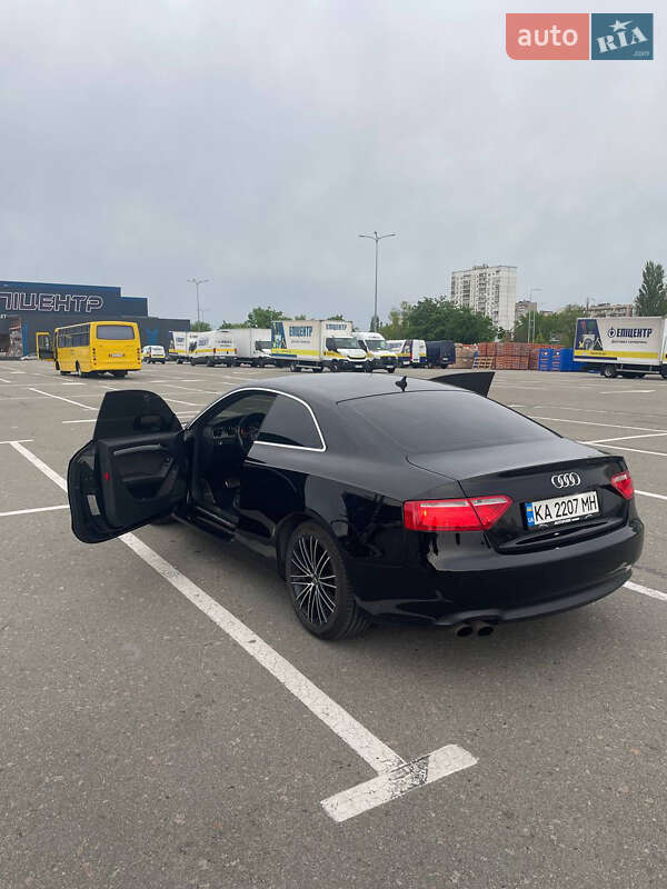 Купе Audi A5 2009 в Киеве